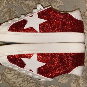 RUBY RED GLITTER STAR SNEAKERS SZ 8.5